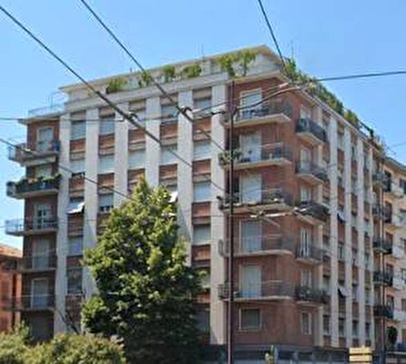 Appartamento quadrilocale in affitto in Piazzale Santa Croce, Parco Ducale Oltretorrente, Parma