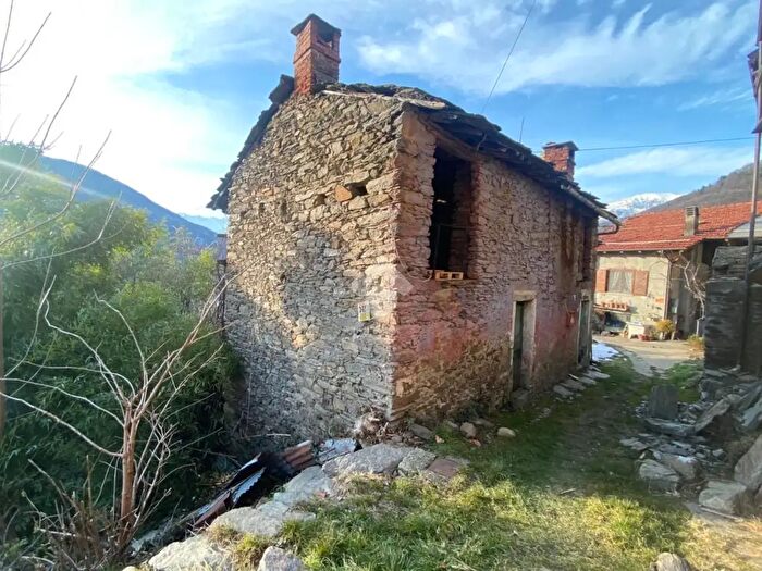 Casa bilocale in vendita in Borgata Gialetto, Pinasca