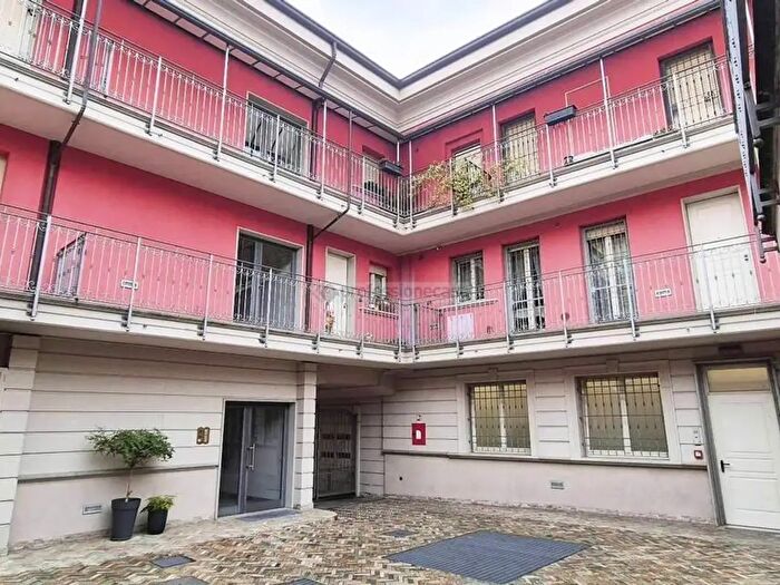 Appartamento monolocale in vendita in Via Maggio, Desio