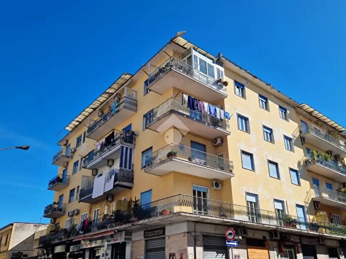 Appartamento trilocale in vendita in Via Cumana, Frattamaggiore