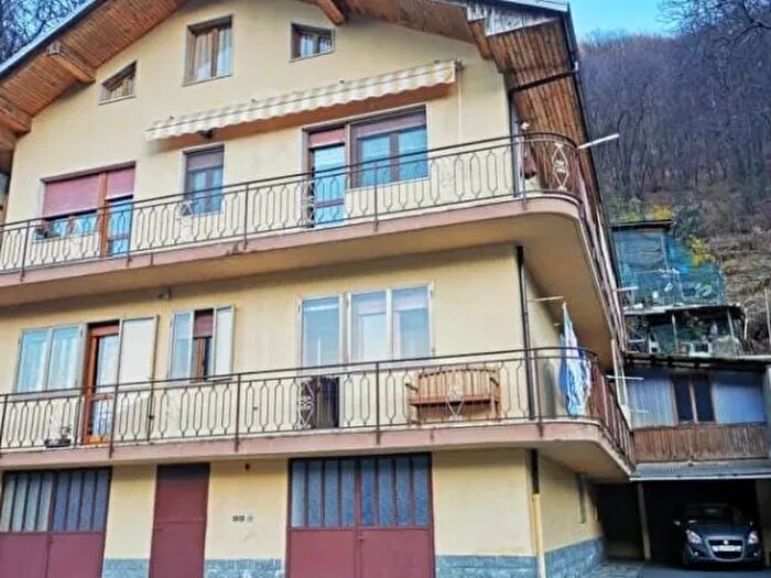Appartamento con 7 locali in vendita in Via alle Fontane Baroni Quarona Cellio con Breia Vercelli Piemonte Italia, Quarona