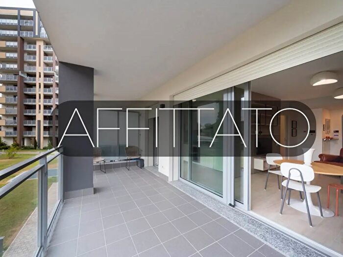 Appartamento monolocale in affitto in Via Pietro Giordani, Monza