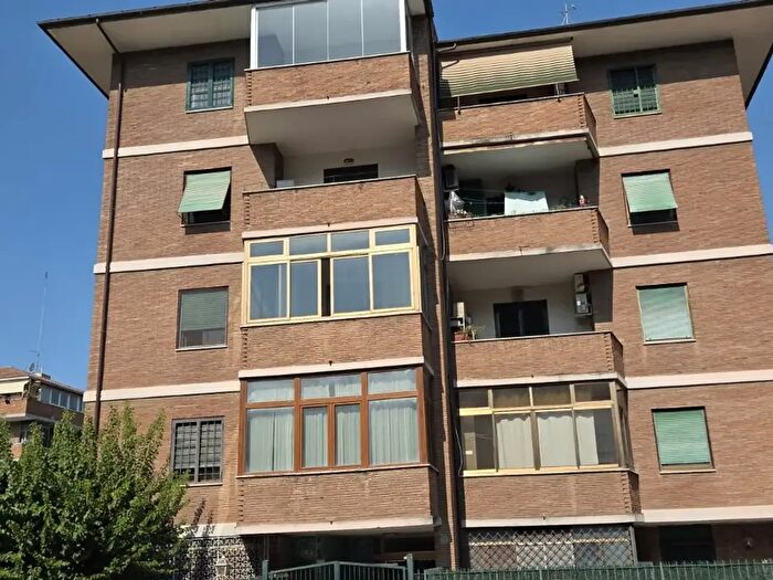 Appartamento bilocale in vendita in Via di Affogalasino, Roma