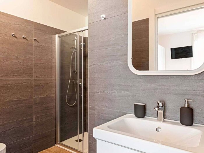 Appartamento in affitto in Via Luciano Manara, Guastalla, Milano