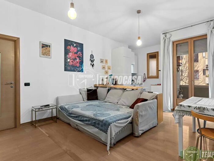 Appartamento trilocale in vendita in Via Massimo Gorki, Milano