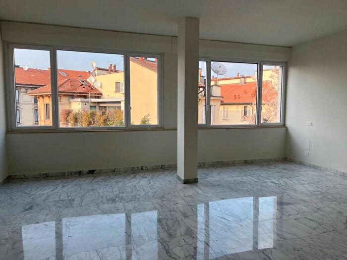 Appartamento quadrilocale in affitto in Corso Magenta, San Vittore, Milano