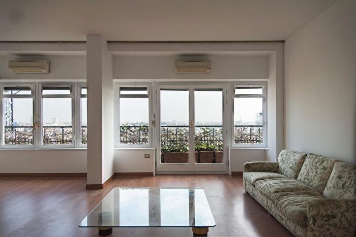 Appartamento con 5 locali in affitto in Corso Italia, Milano