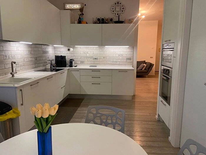 Appartamento con 6 locali in vendita in Via del Pretorio Sassuolo, Sassuolo