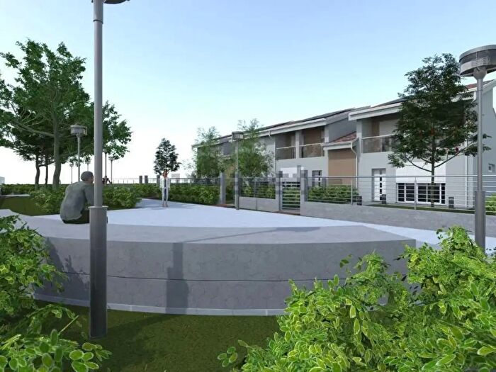 Casa quadrilocale in vendita in Via Carmen, Rimini