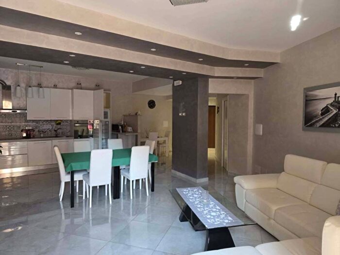 Appartamento trilocale in affitto in Via Agillina, Centro, Cerveteri