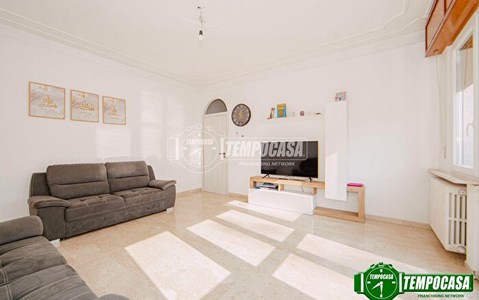 Appartamento trilocale in vendita in Strada Granella, Voghera