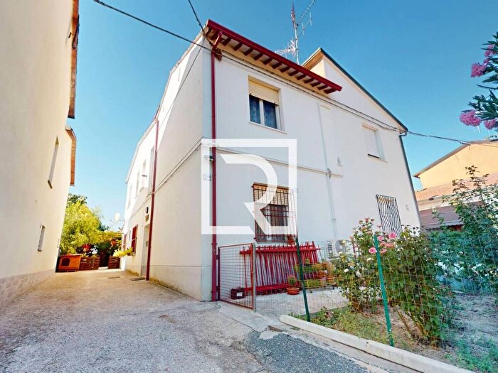 Casa quadrilocale in vendita in VIA BIRANDOLA, Faenza