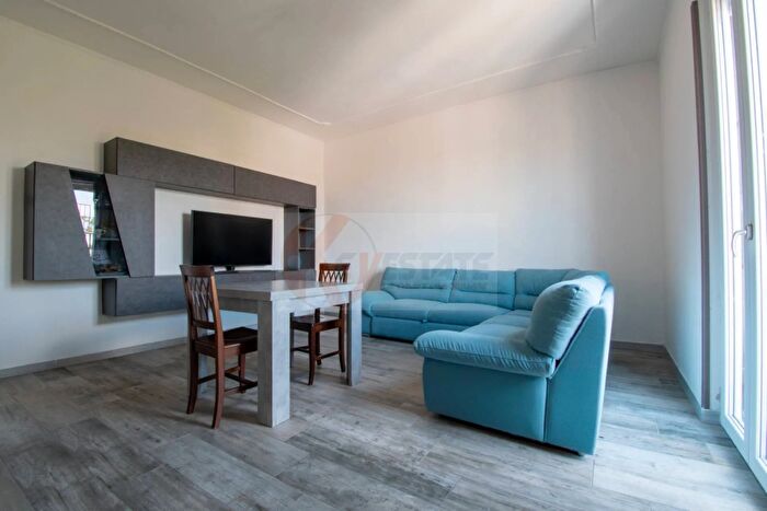 Appartamento con 5 locali in vendita in Via Piga, Sassari