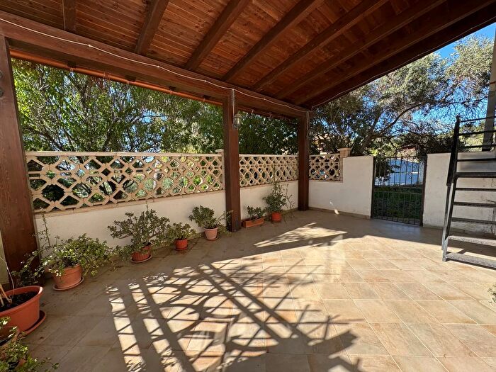 Casa quadrilocale in vendita in Via Generale Carlo Alberto dalla Chiesa, Valderice