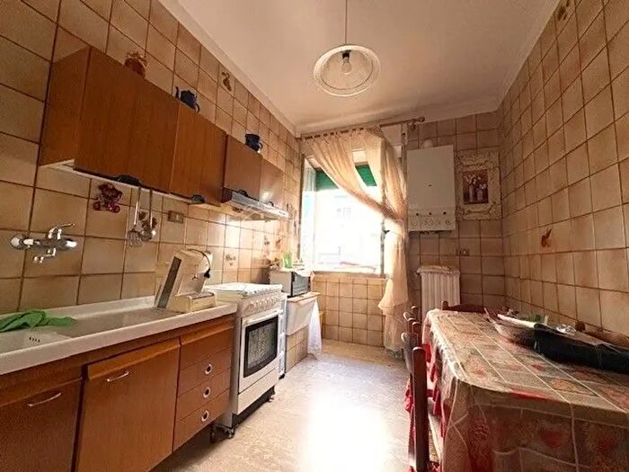 Appartamento trilocale in vendita in Via Renato Benvenuto, Foggia