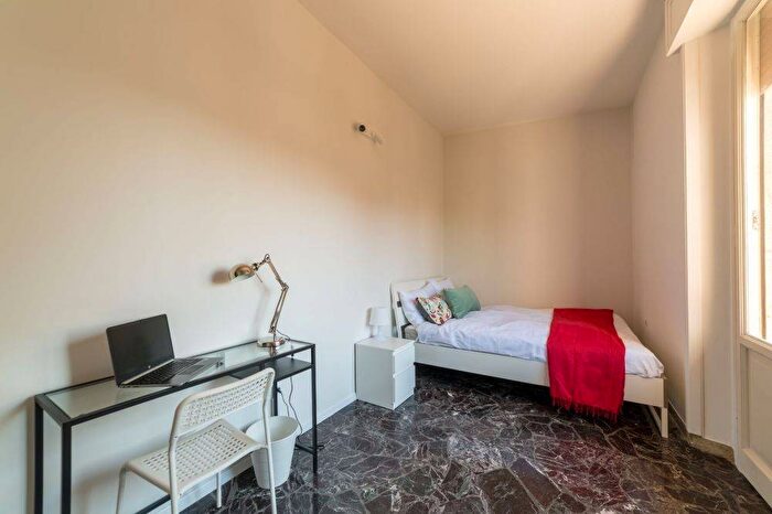 Appartamento con 6 locali in affitto in Viale dei Mille, Campo di Marte, Firenze