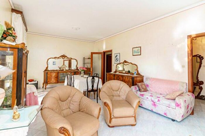 Appartamento quadrilocale in vendita in Viale Riccardo da Lentini bis, Lentini