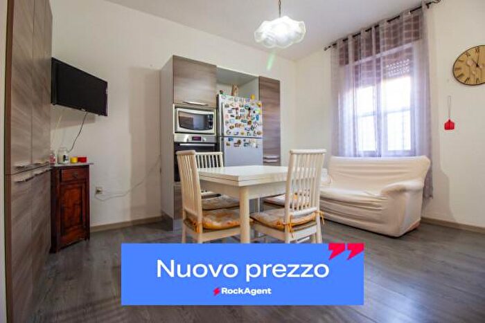 Casa con 6 locali in vendita in Via Cesare Battisti, Ploaghe