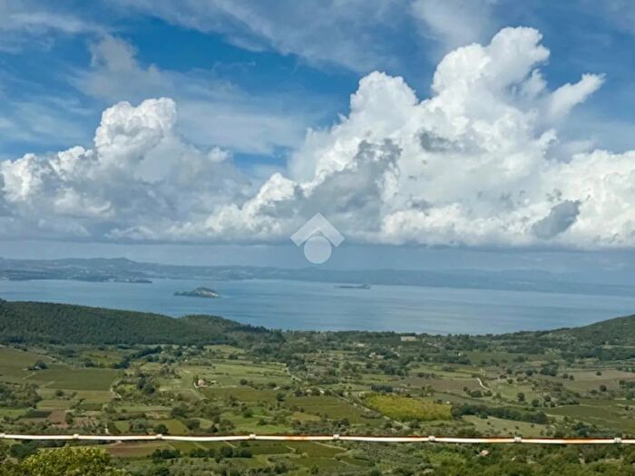 Appartamento con 5 locali in vendita in Via Verentana, Montefiascone