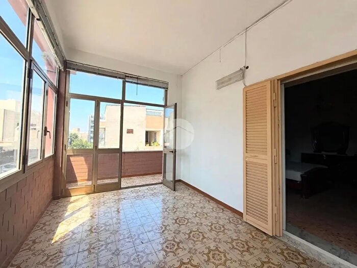 Appartamento quadrilocale in vendita in Via Giuseppe Garibaldi, Arzano
