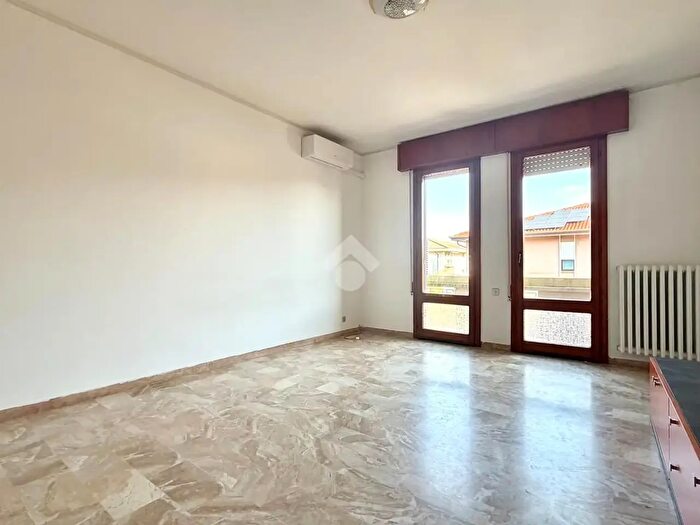 Appartamento trilocale in vendita in Via Veneto, Rubano