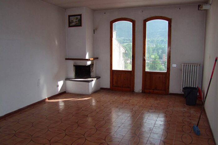 Appartamento con 5 locali in vendita in Dicomano