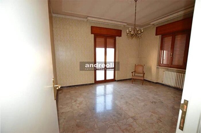 Appartamento con 5 locali in vendita in San Marcello