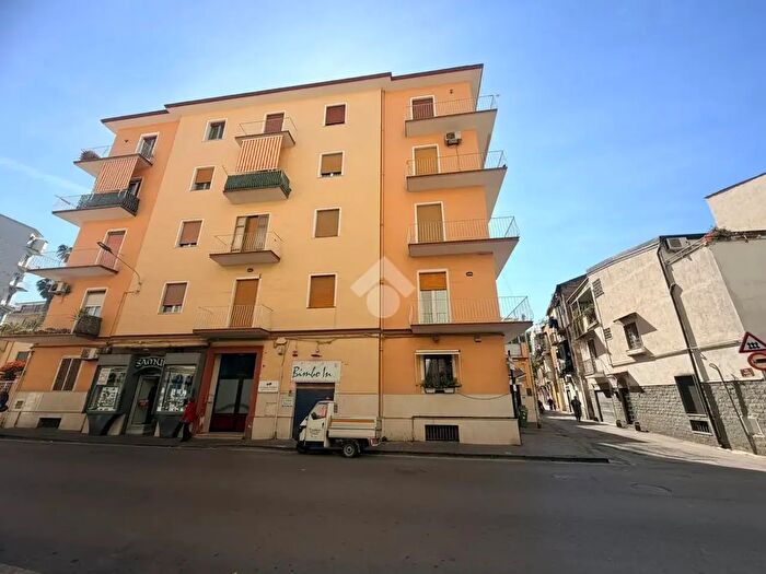 Appartamento in vendita in Via Giuseppe Cosenza, Castellammare Di Stabia