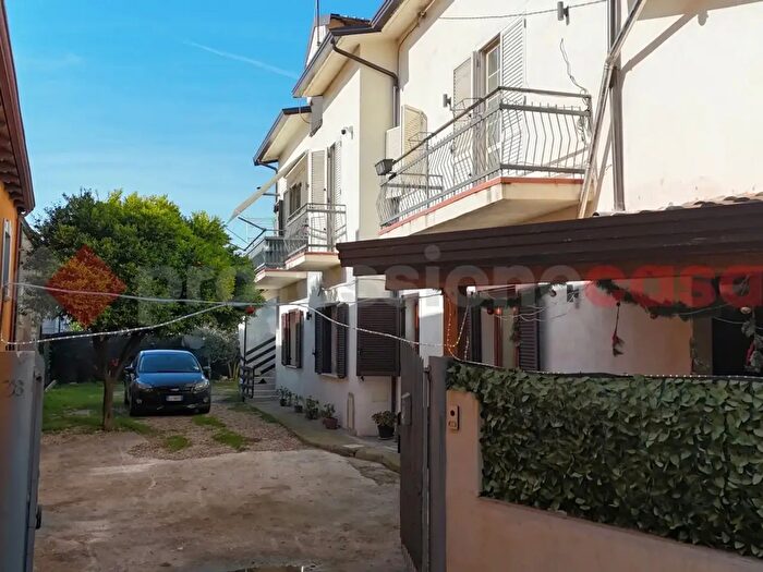 Casa con 5 locali in vendita in Via Ciaolilli, Montesarchio