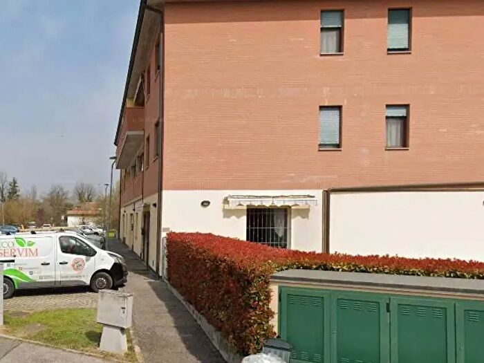 Appartamento quadrilocale in vendita in Reggio nell'Emilia