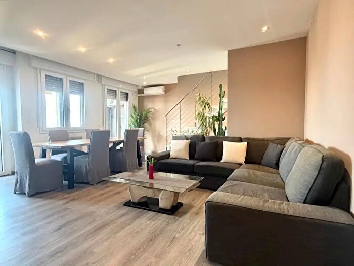 Appartamento quadrilocale in vendita in Via Sicilia, Rubano