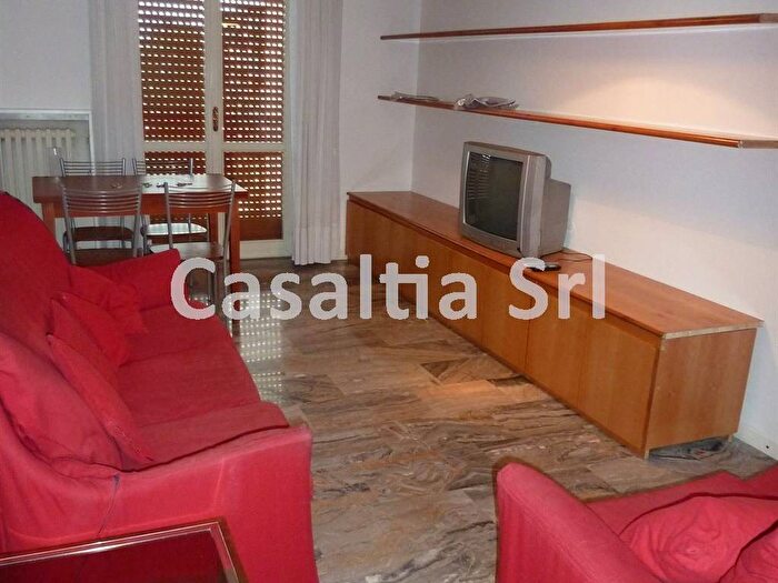 Appartamento trilocale in affitto in via giuseppe ripamonti, Vigentino Fatima, Milano