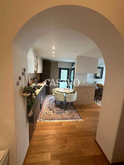 Appartamento con 6 locali in vendita in Firenze