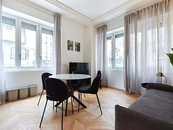 Appartamento bilocale in affitto in Via dellUnione, Carrobbio, Milano