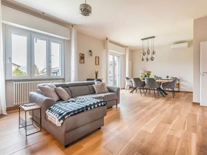 Casa con 5 locali in vendita in Via Circonvallazione, Motta Visconti