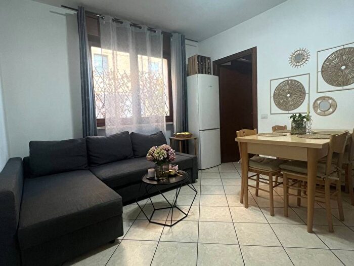Appartamento bilocale in affitto in Via Luciano Manara, Borgo Roma, Verona