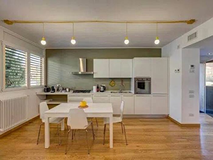 Appartamento trilocale in affitto in Via Val Poschiavina, San Siro, Milano