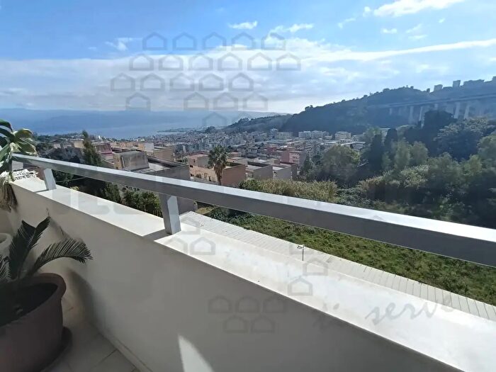 Appartamento quadrilocale in vendita in Via San Jachiddu Res Puglisi, Messina