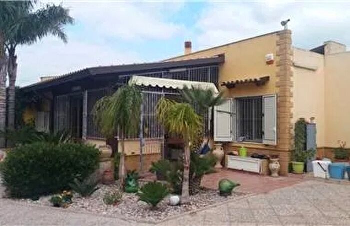 Casa quadrilocale in affitto in Via Mazara Marsala Tp, Marsala