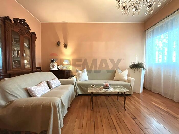 Appartamento quadrilocale in vendita in Milano