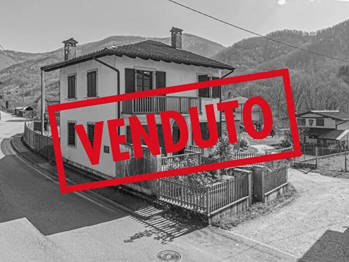 Casa con 5 locali in vendita in Via G Verdi, Nimis