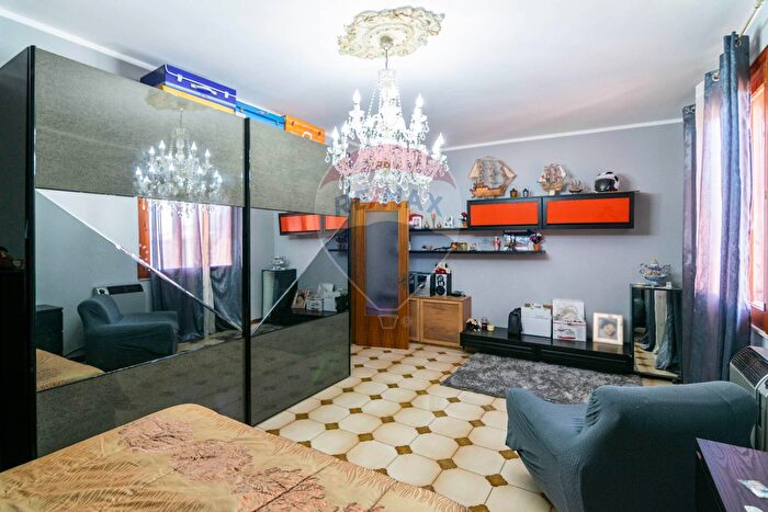 Appartamento con 5 locali in vendita in Via Lavina a, Aci SantAntonio