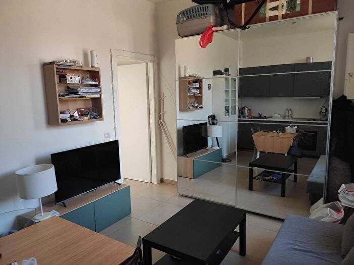 Appartamento bilocale in affitto in Via Ponte Vecchio, Borgo Basso, Pavia