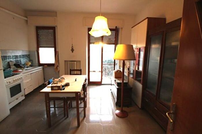 Appartamento quadrilocale in vendita in Via Carlo Crivelli, Jesi