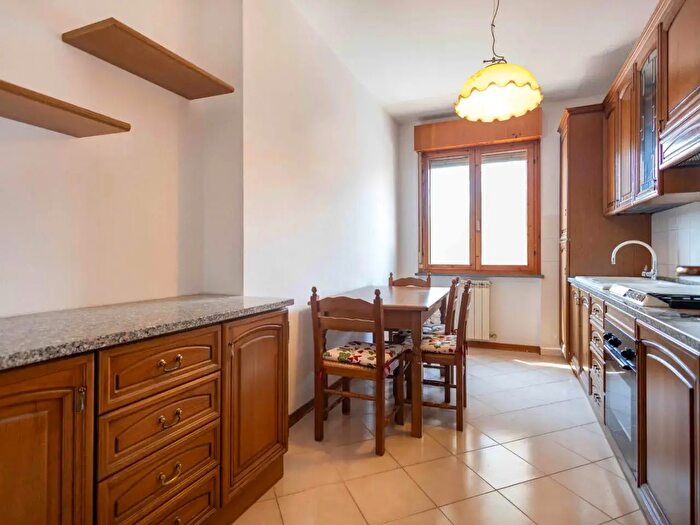 Appartamento quadrilocale in affitto in Cascina