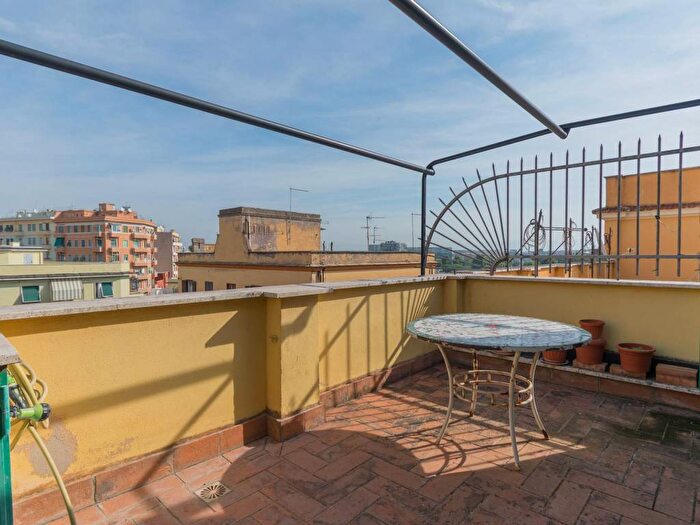 Casa bilocale in vendita in Via Paolo Zacchia, Policlinico, Roma