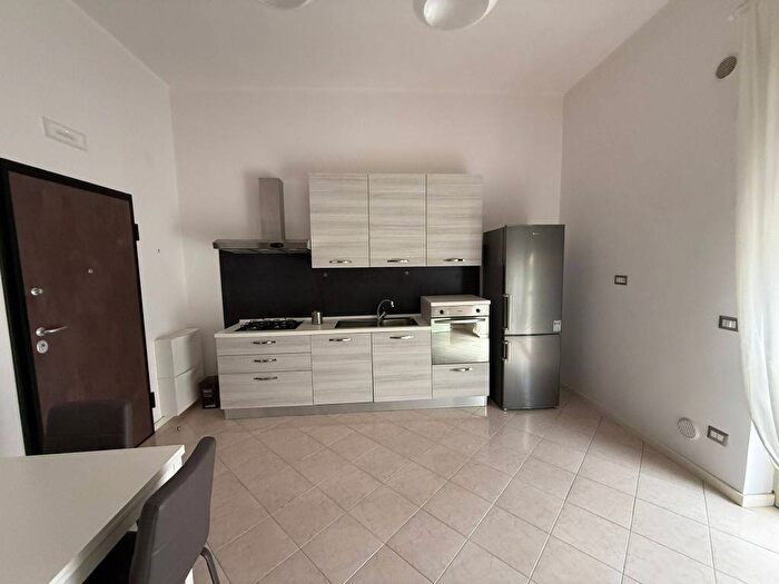 Appartamento bilocale in affitto in Viale Giulio Douhet, Reggia di Caserta, Caserta