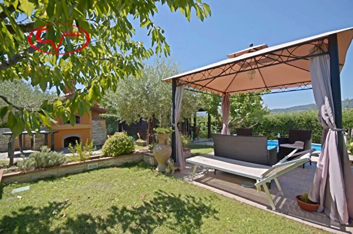 Appartamento con 5 locali in vendita in Rona, Figline e Incisa Valdarno