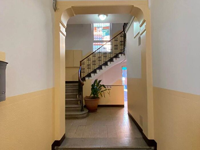 Appartamento trilocale in affitto in Via Giovanni Francesco Barbieri, Bolognina, Bologna