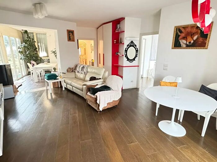 Appartamento trilocale in vendita in Via Santa Aquilina, Rimini